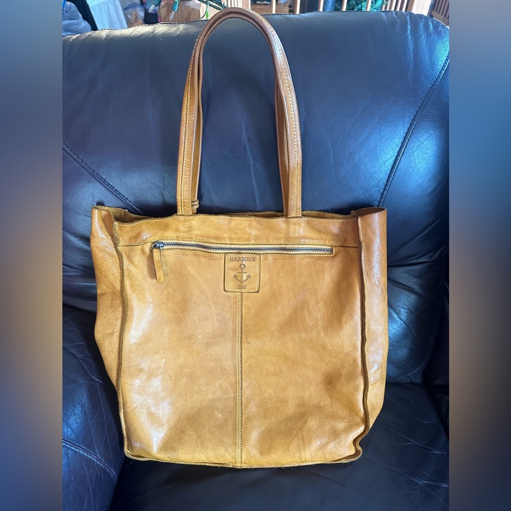 Harbour 2nd Genuine Leather -  Studded Magnetic Clasp Closure - Large Tote